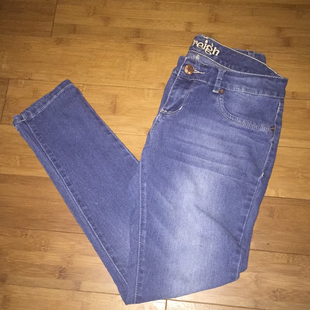 HUGE SALE🎉 Women’s jeans